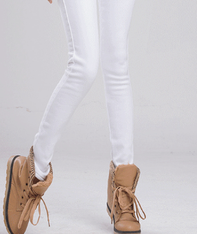 Белые джинсы ~ за 1015 руб.