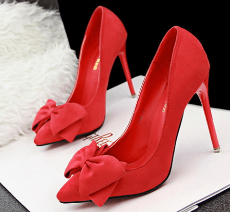 Красные туфли ~ за 1380 руб.